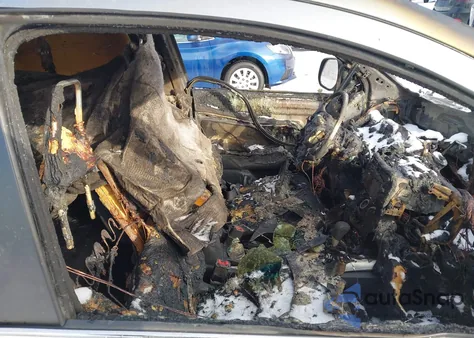 2014 Mitsubishi Outlander Sport Se z USA, uszkodzony, nr VIN 4A4AR4AU6EE014166